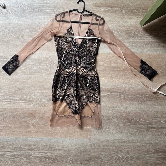 For love and lemons dress - Picture 6 of 6